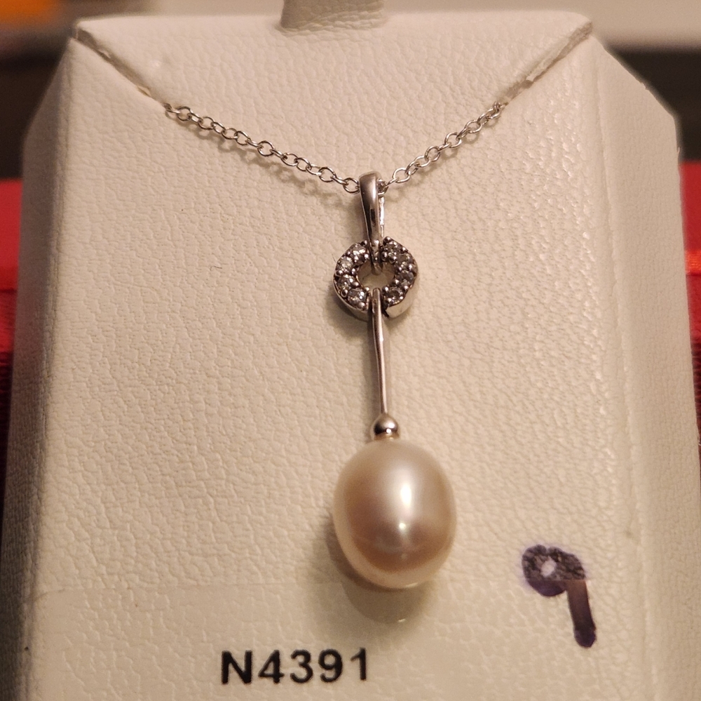 NEW STERLING SILVER 925 "FAUX PEARL AND CRYSTAL DROP" NECKLACE